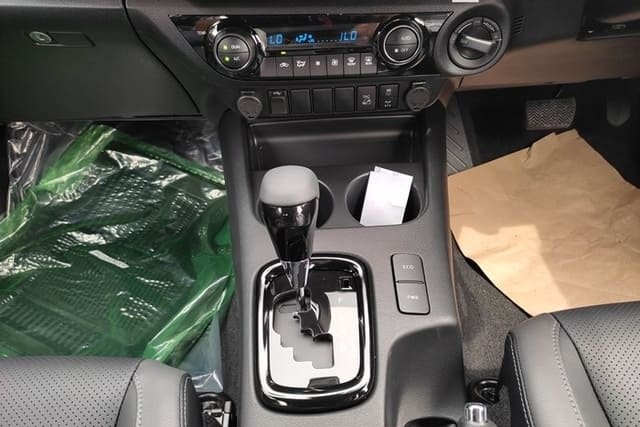 
								2021 TOYOTA HILUX 2.8 full									