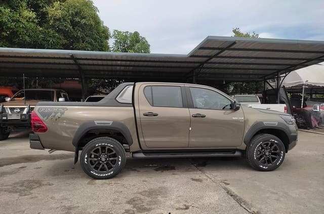 
								2021 TOYOTA HILUX 2.8 full									