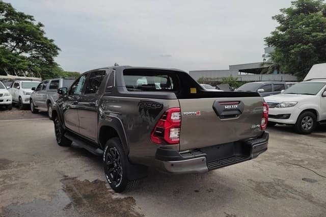 
								2021 TOYOTA HILUX 2.8 full									