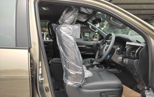 
								2021 TOYOTA HILUX 2.8 full									