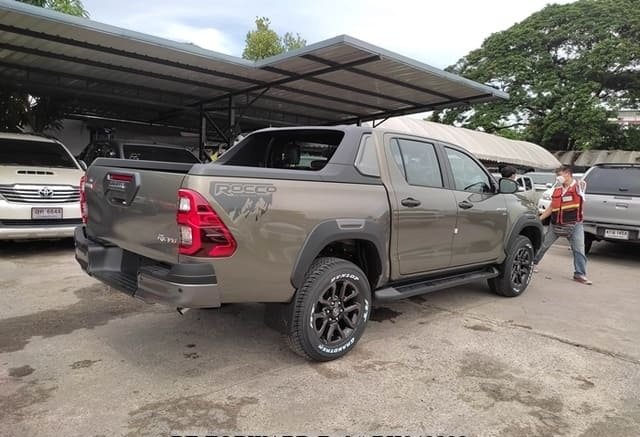 
								2021 TOYOTA HILUX 2.8 full									