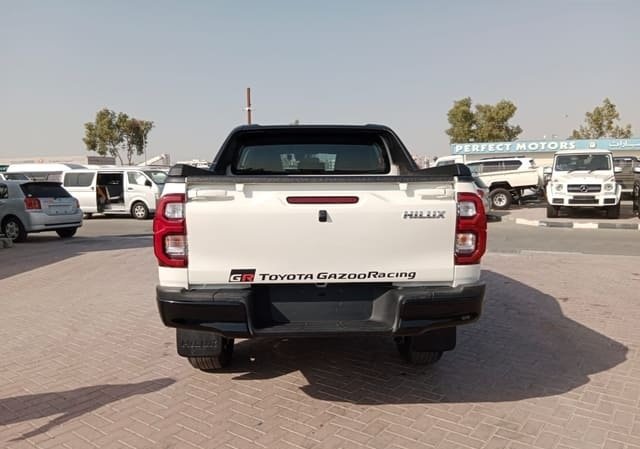 
								2020 TOYOTA HILUX full									