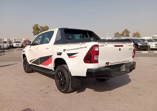 
								2020 TOYOTA HILUX full									