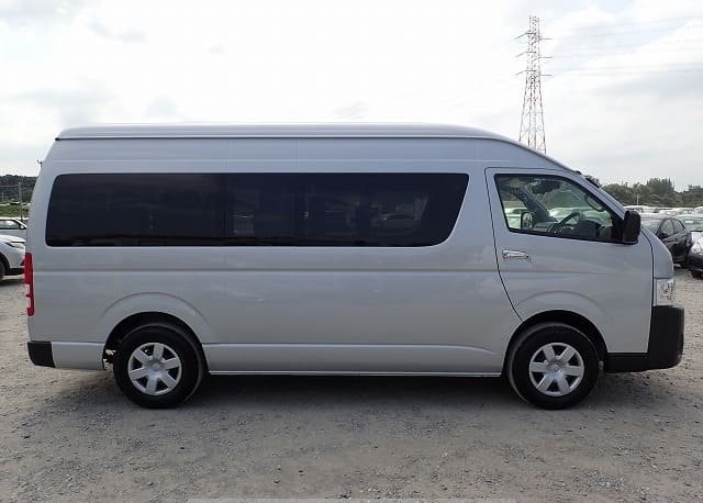 
								2024 TOYOTA HIACE COMMUTER SUPER LONG GL full									
